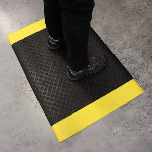 TAPIS ANTI FATIGUE MOUSSE MONOCOUCHE SPECIAL POSTE FIXE